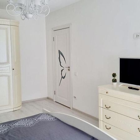 White Apartament, Brăila Buitenkant foto