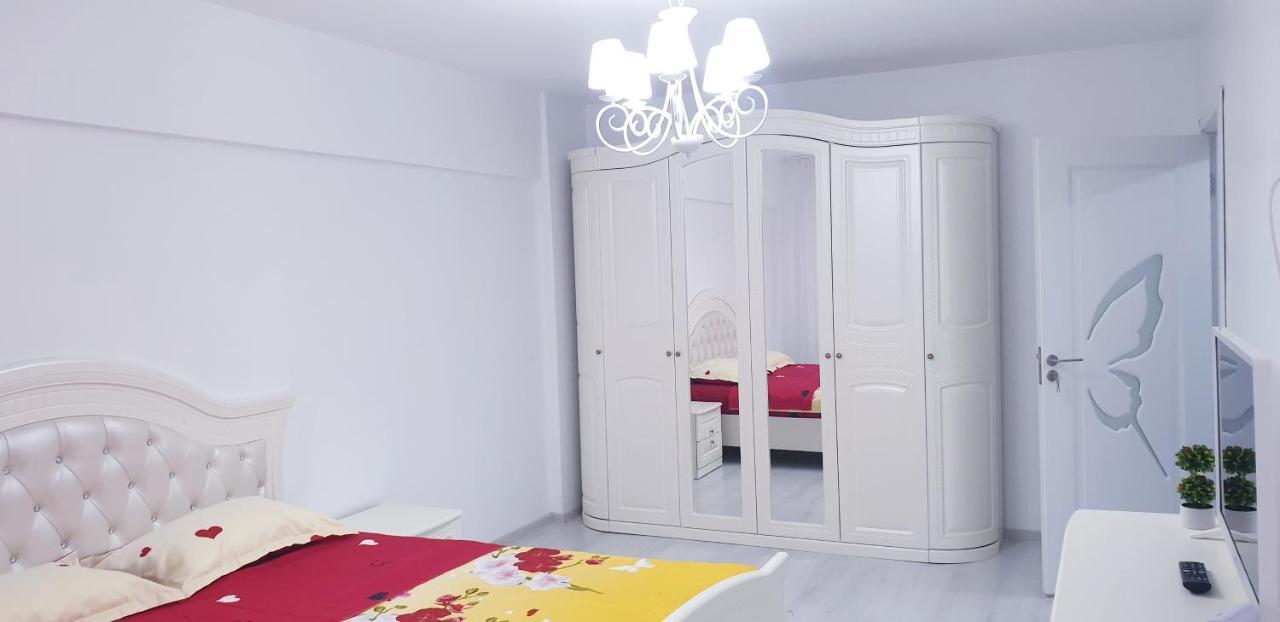 White Apartament, Brăila Buitenkant foto