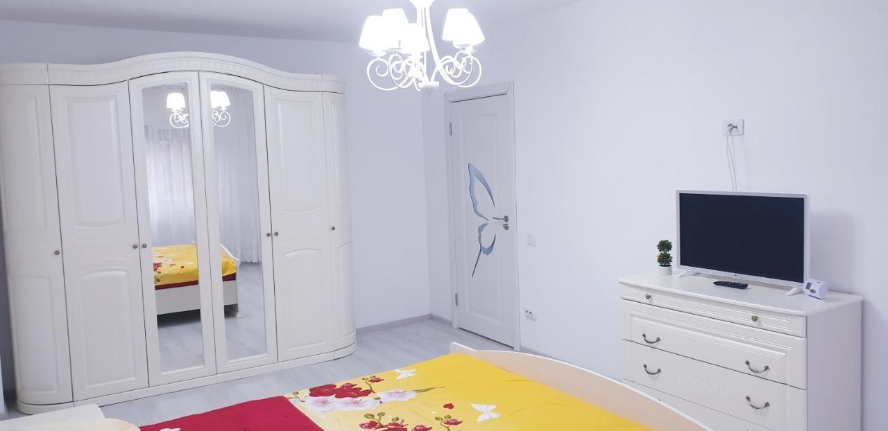 White Apartament, Brăila Buitenkant foto