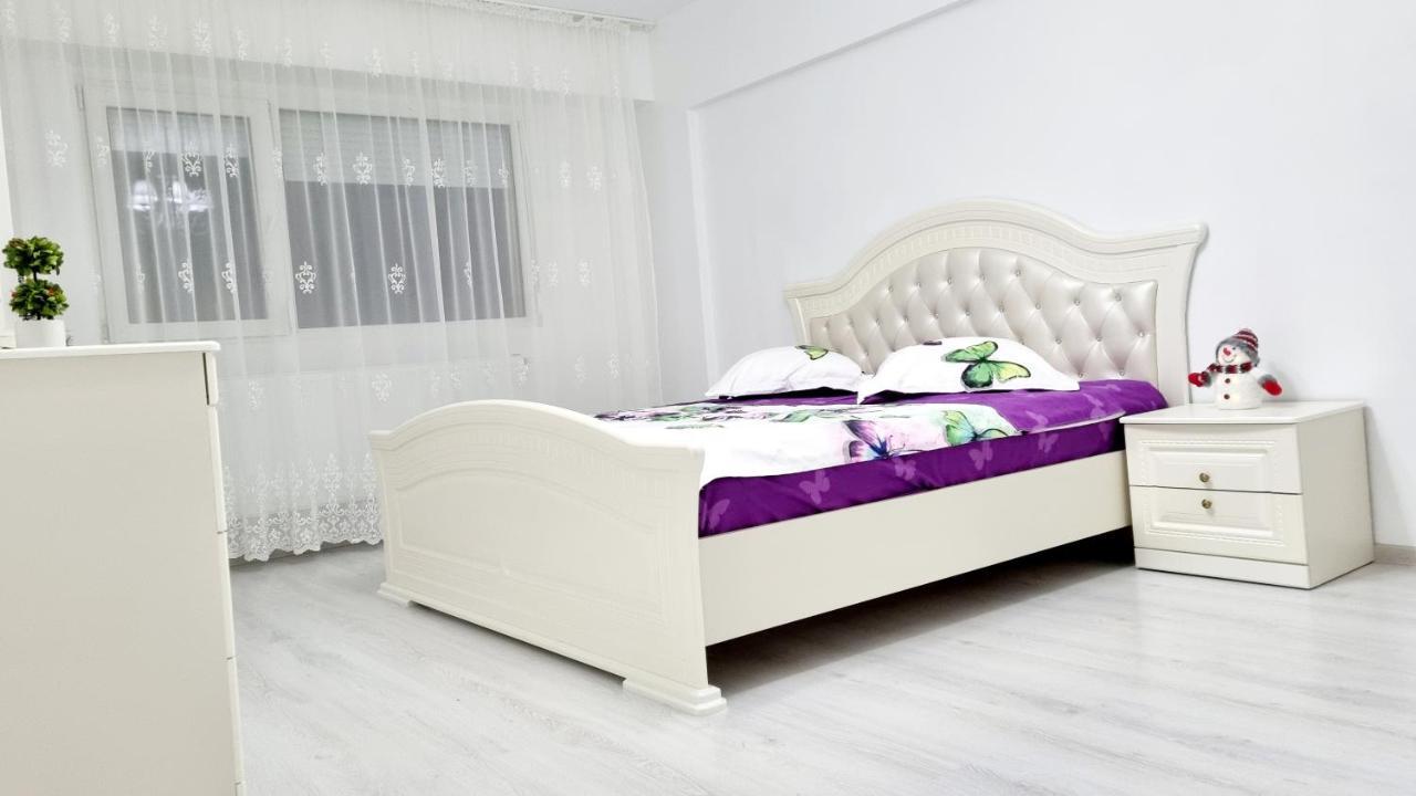 White Apartament, Brăila Buitenkant foto